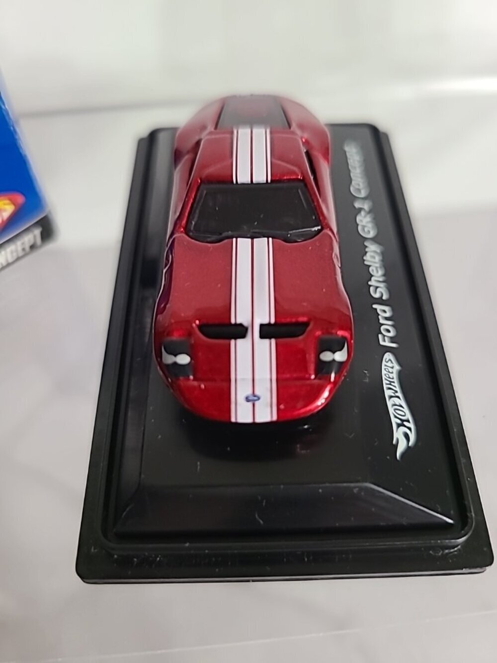 Ford Shelby GR-1 Concept 1:87 Red with Display Case Hot Wheels - Picture 12 of 16